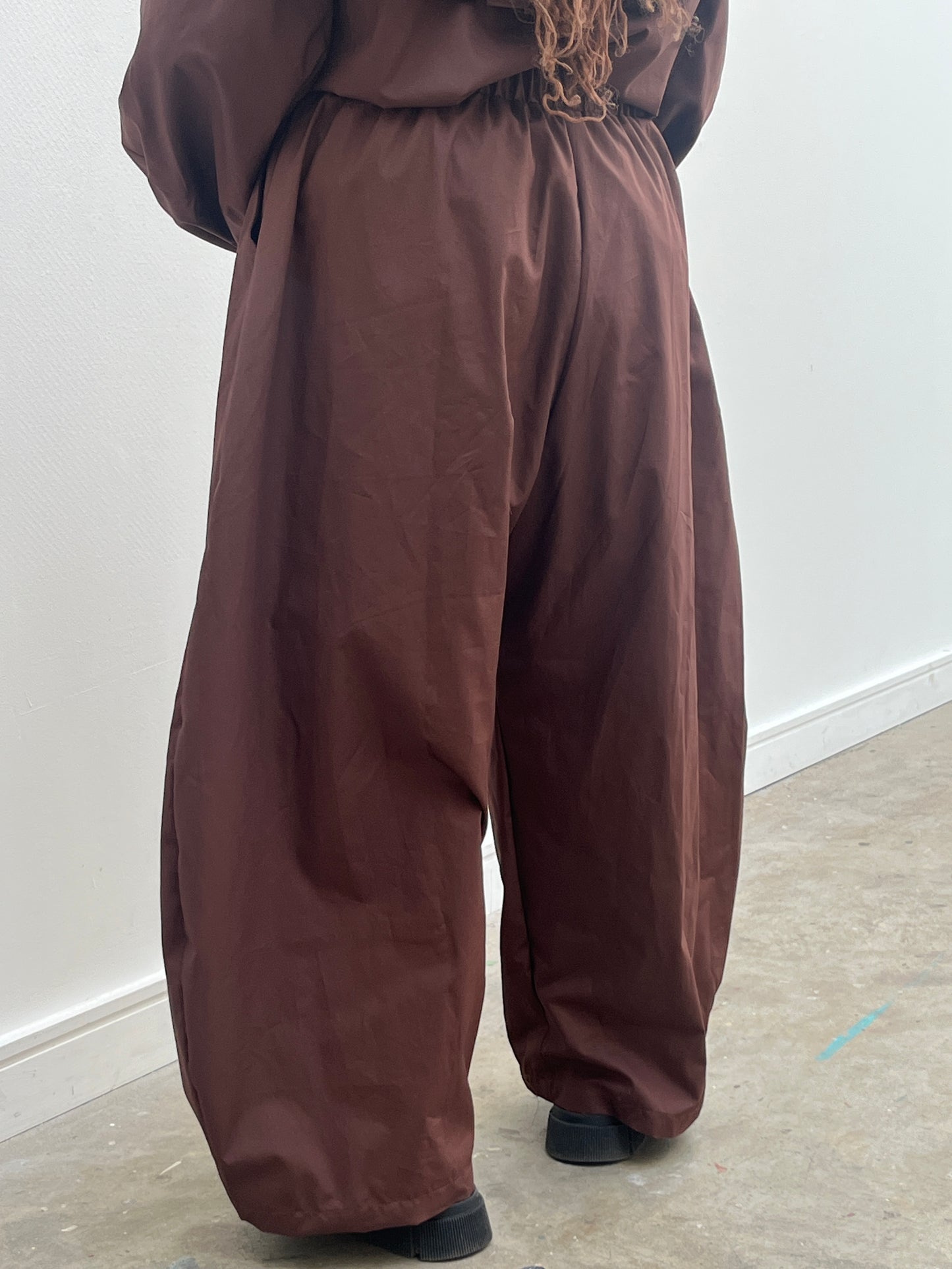 Roser trousers: plain cotton poplin