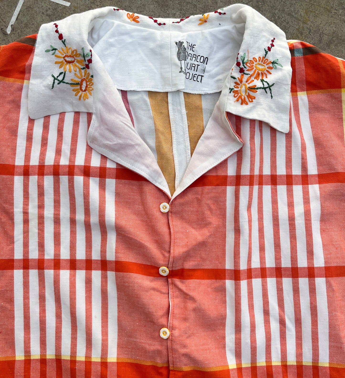 Harry Shirt: La Naranja. SIZE UK22-UK26