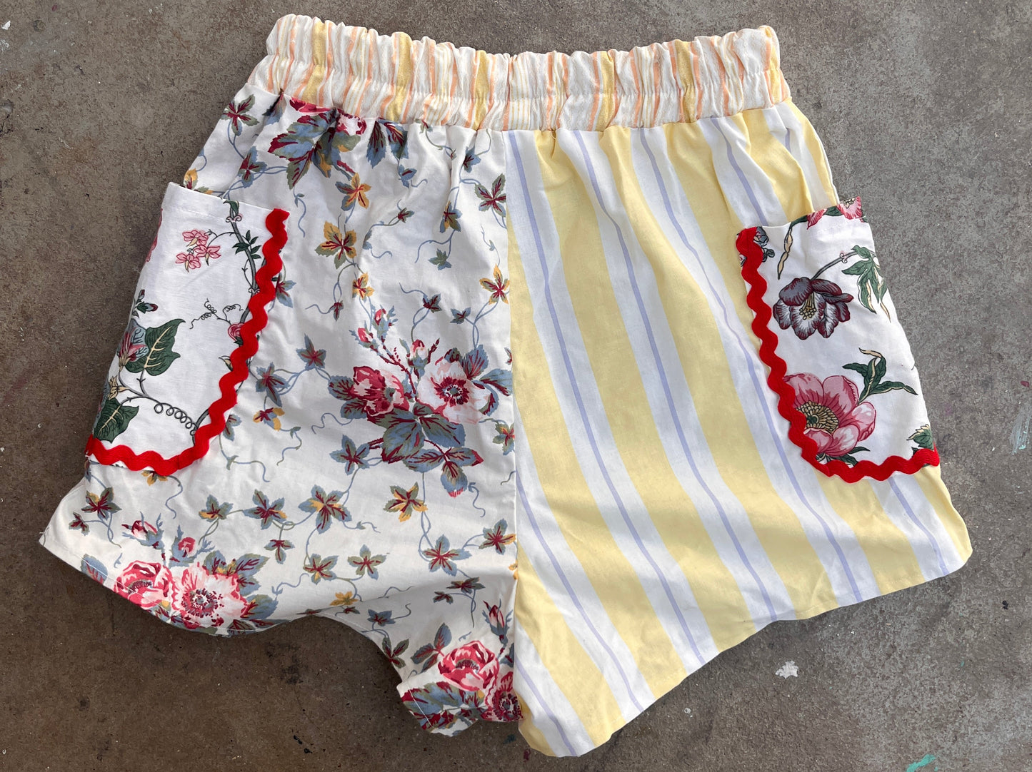 Miriam shorts. Size UK8