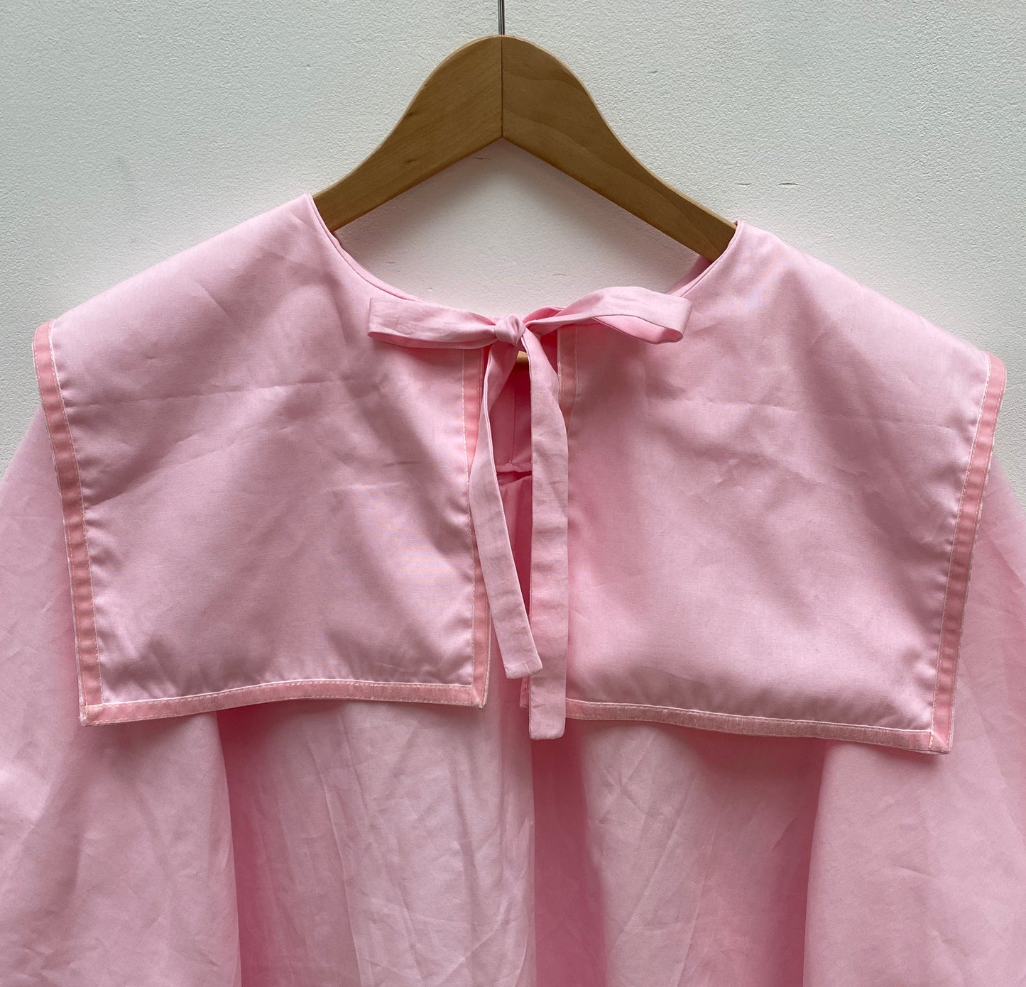 DALI MINI DRESS: Plain cotton poplin.