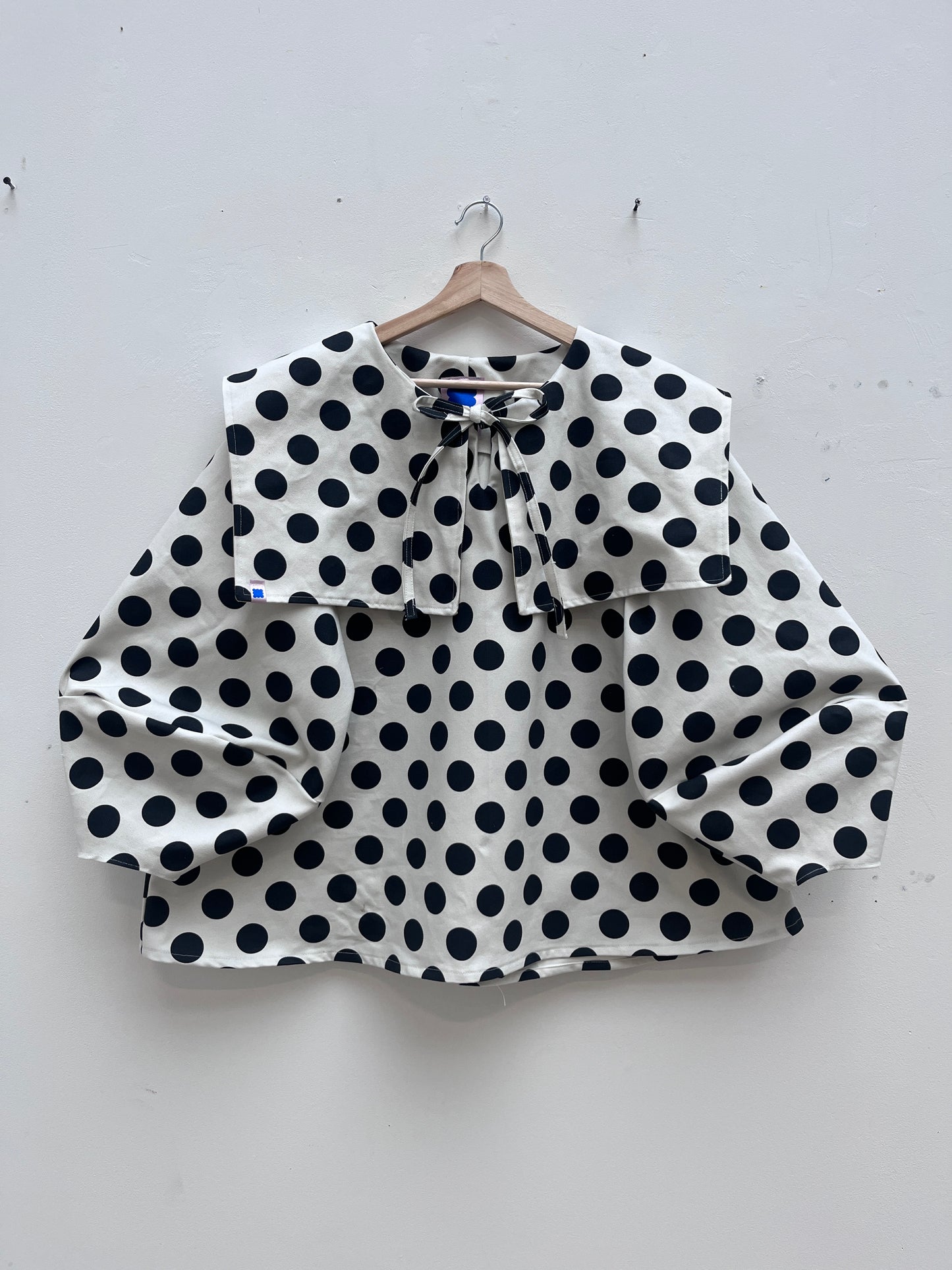 DALI BLOUSE: Polka dot denim