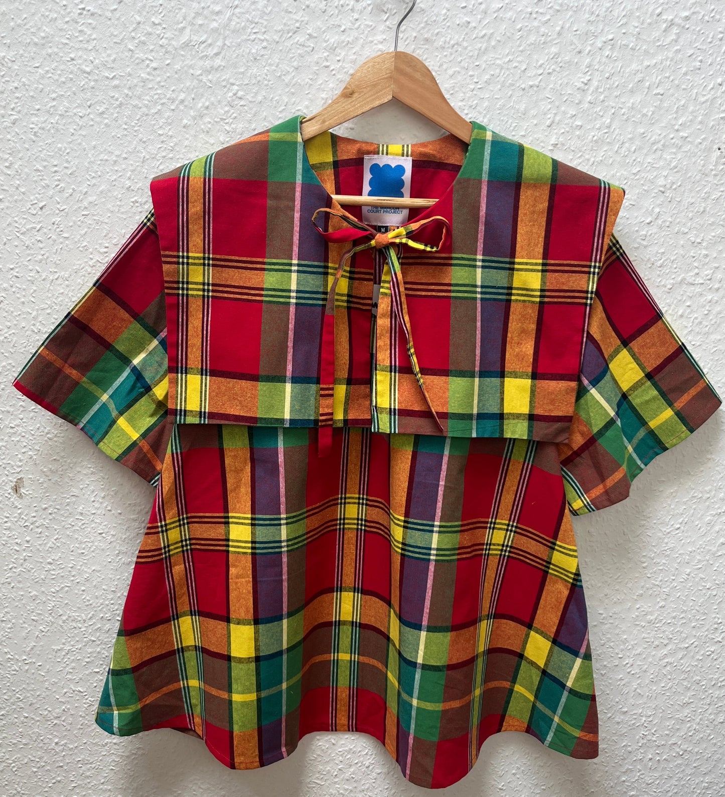 Dali blouse: 100% cotton Madras.