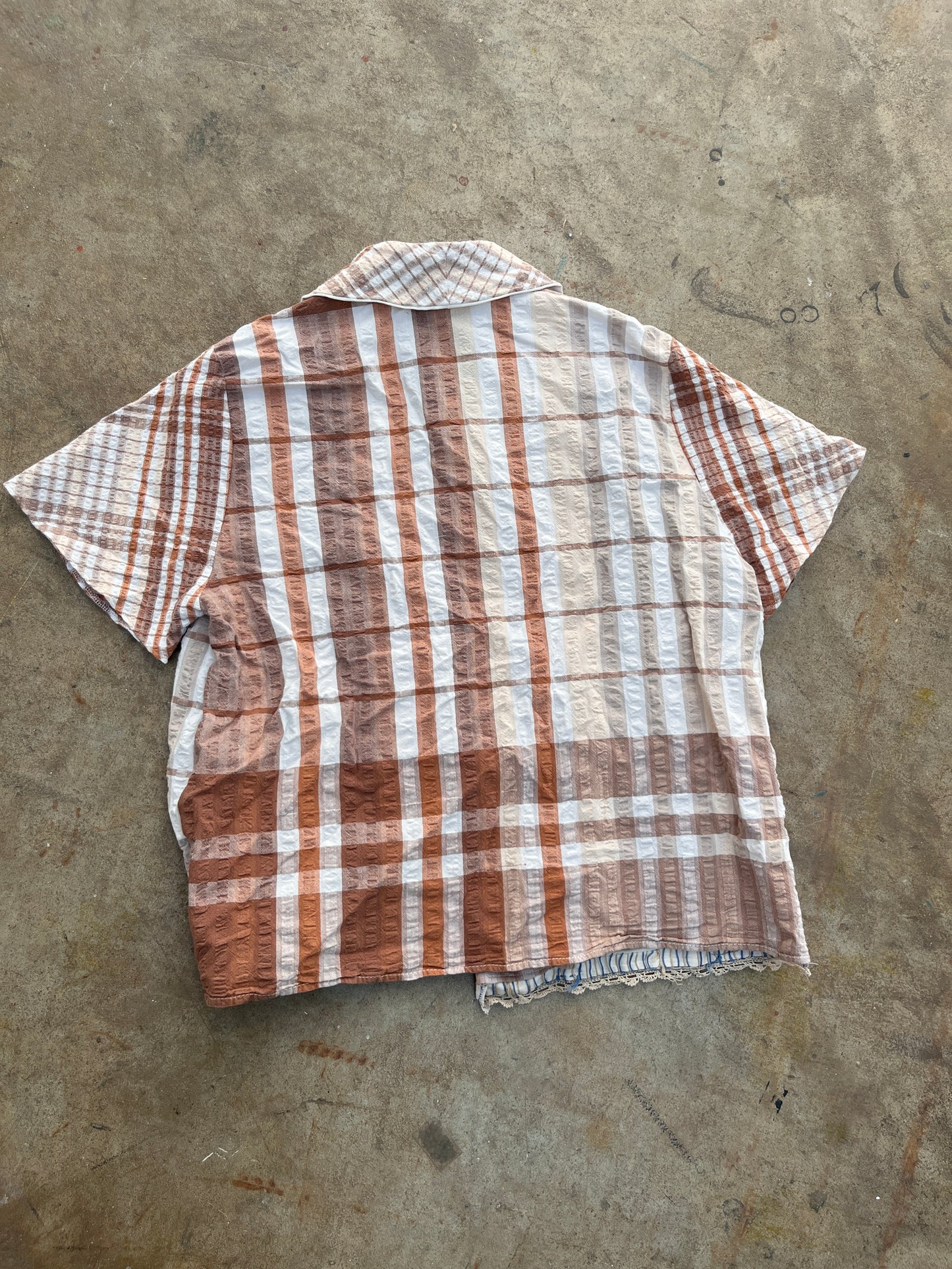 Harry Shirt: Chocolate garden. Uk14-UK16
