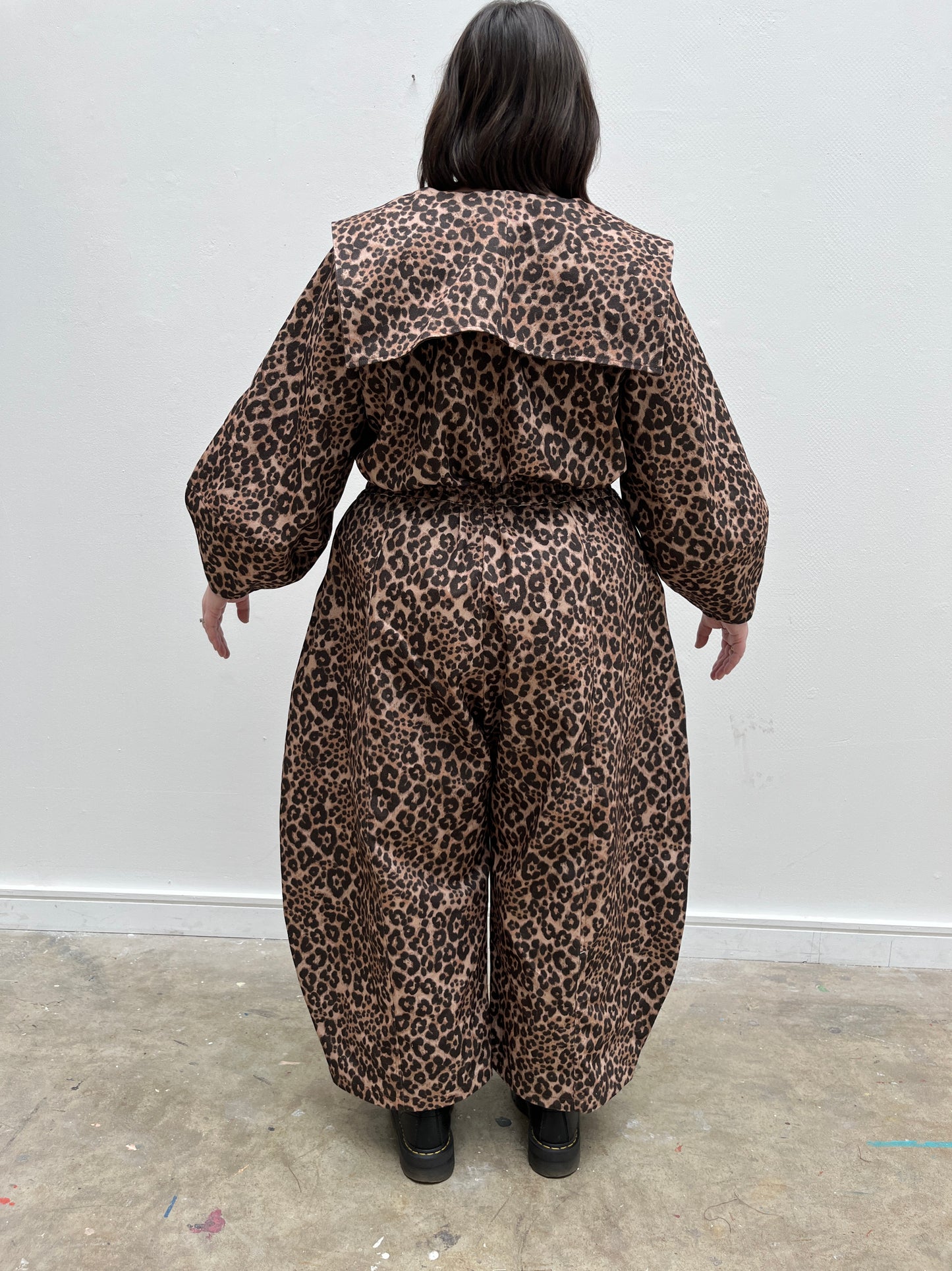 DALI BLOUSE: Leopard print denim