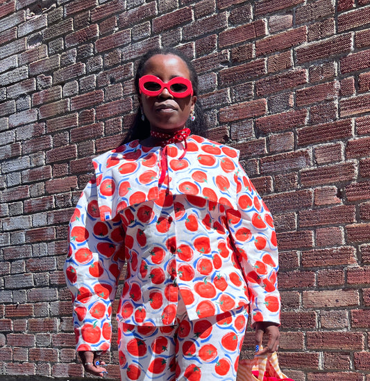 MARTA BLOUSE: Denim tomato print.