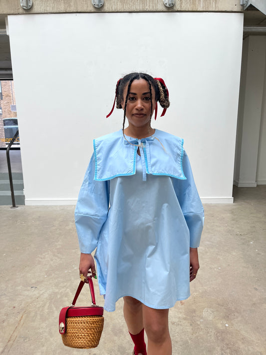 DALI MINI DRESS: Plain cotton poplin.