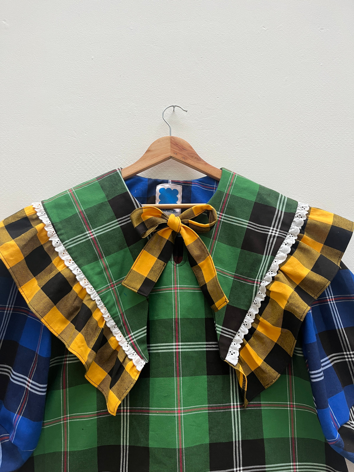 OLIVIA BLOUSE: Fabric mix