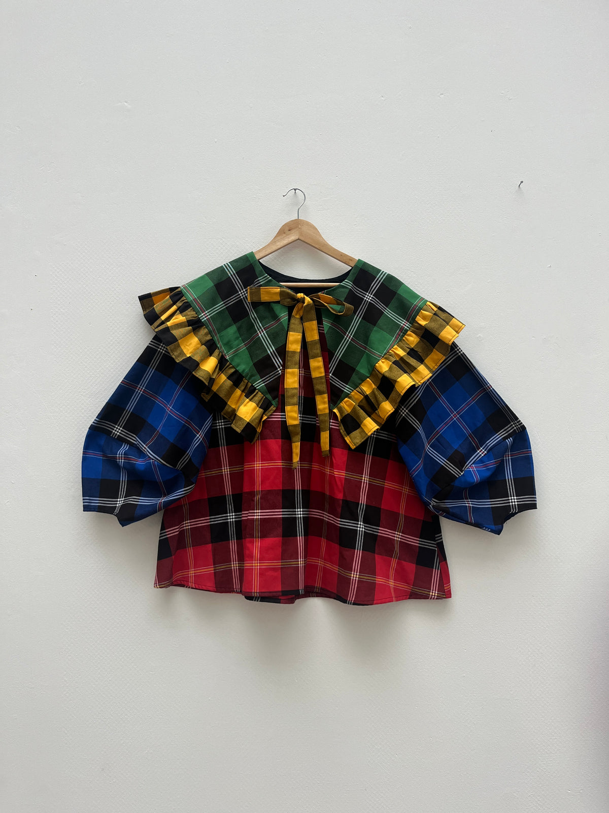 OLIVIA BLOUSE: Fabric mix